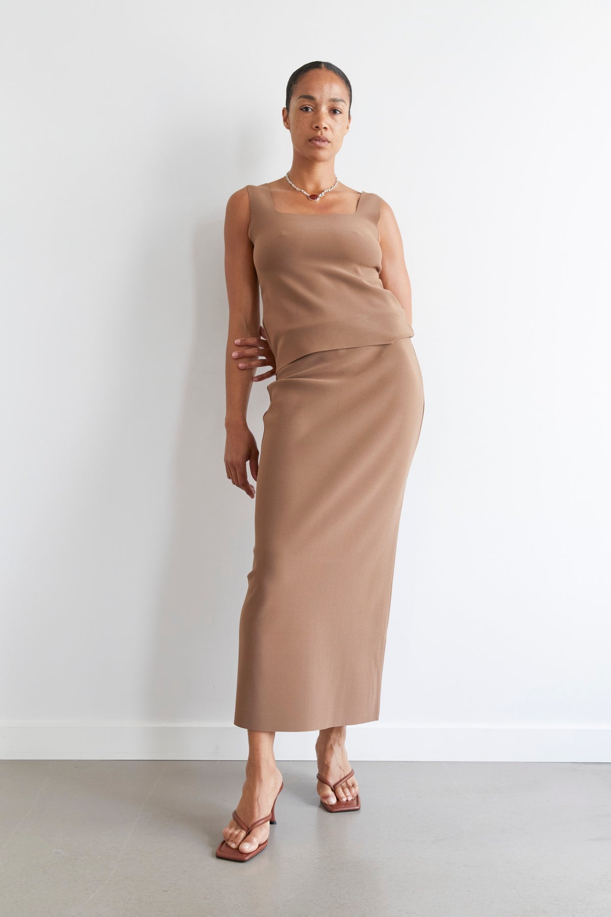 H LONG SKIRT