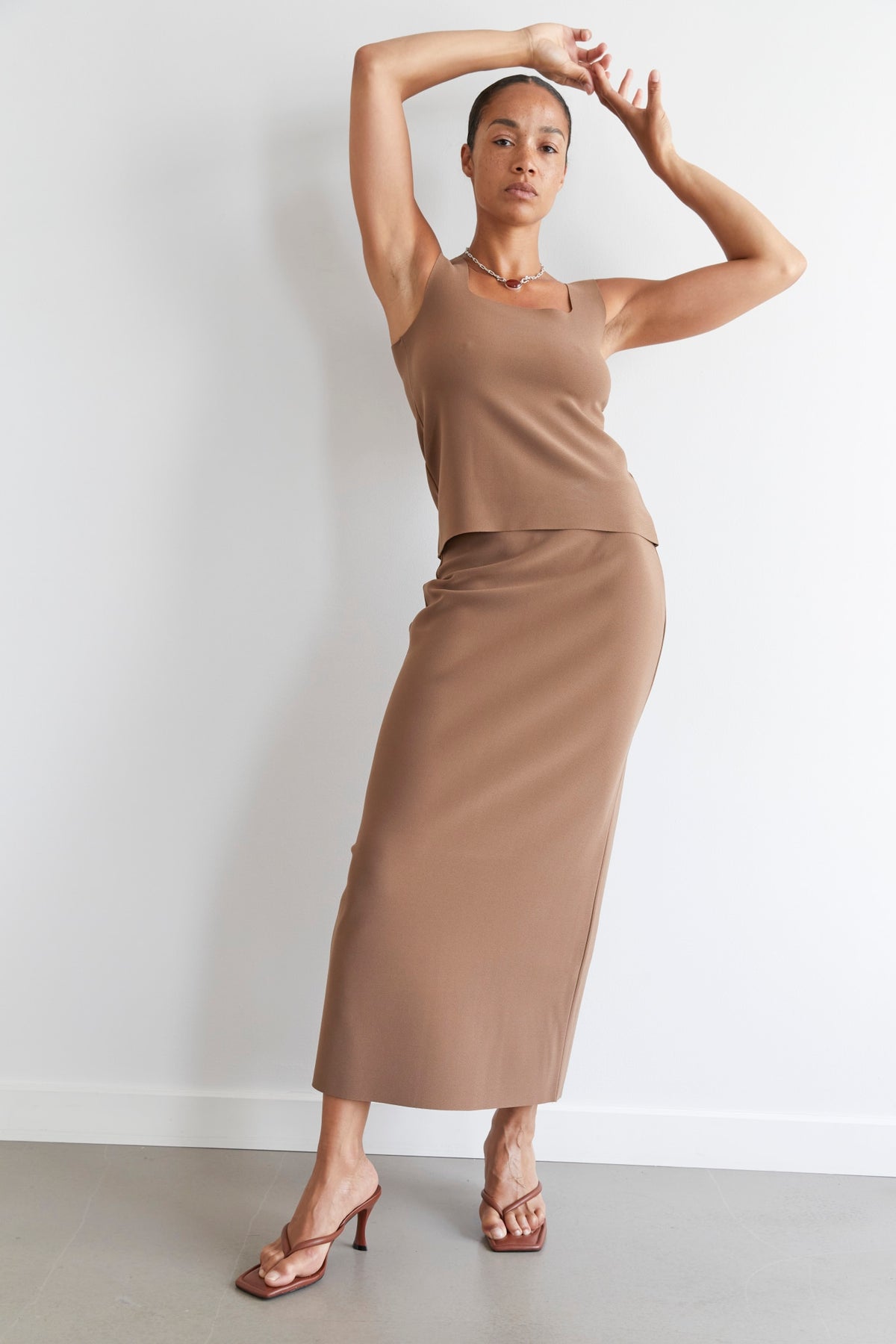 H LONG SKIRT