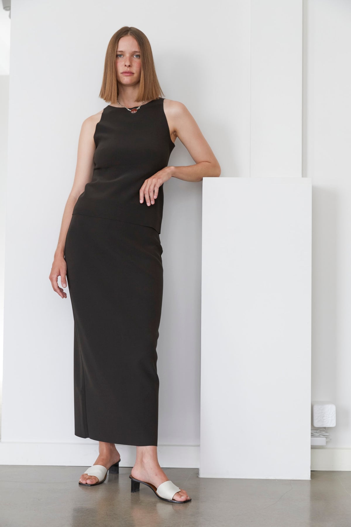 H LONG SKIRT