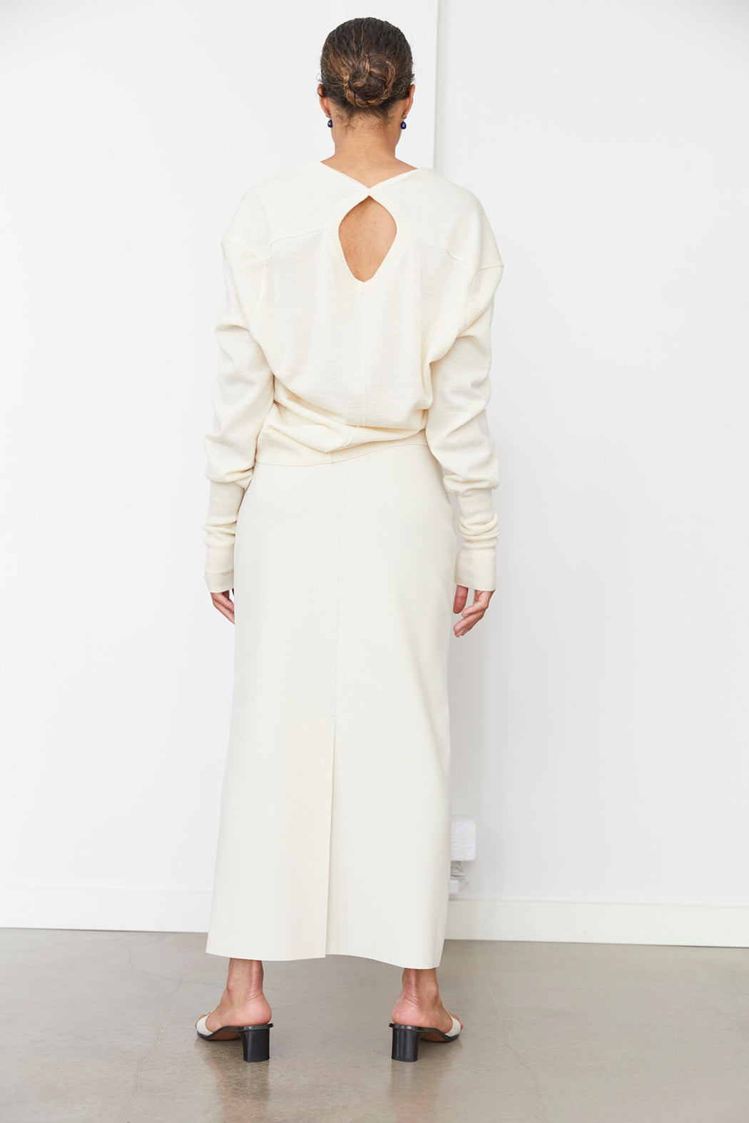 CUT OUT JUMPER