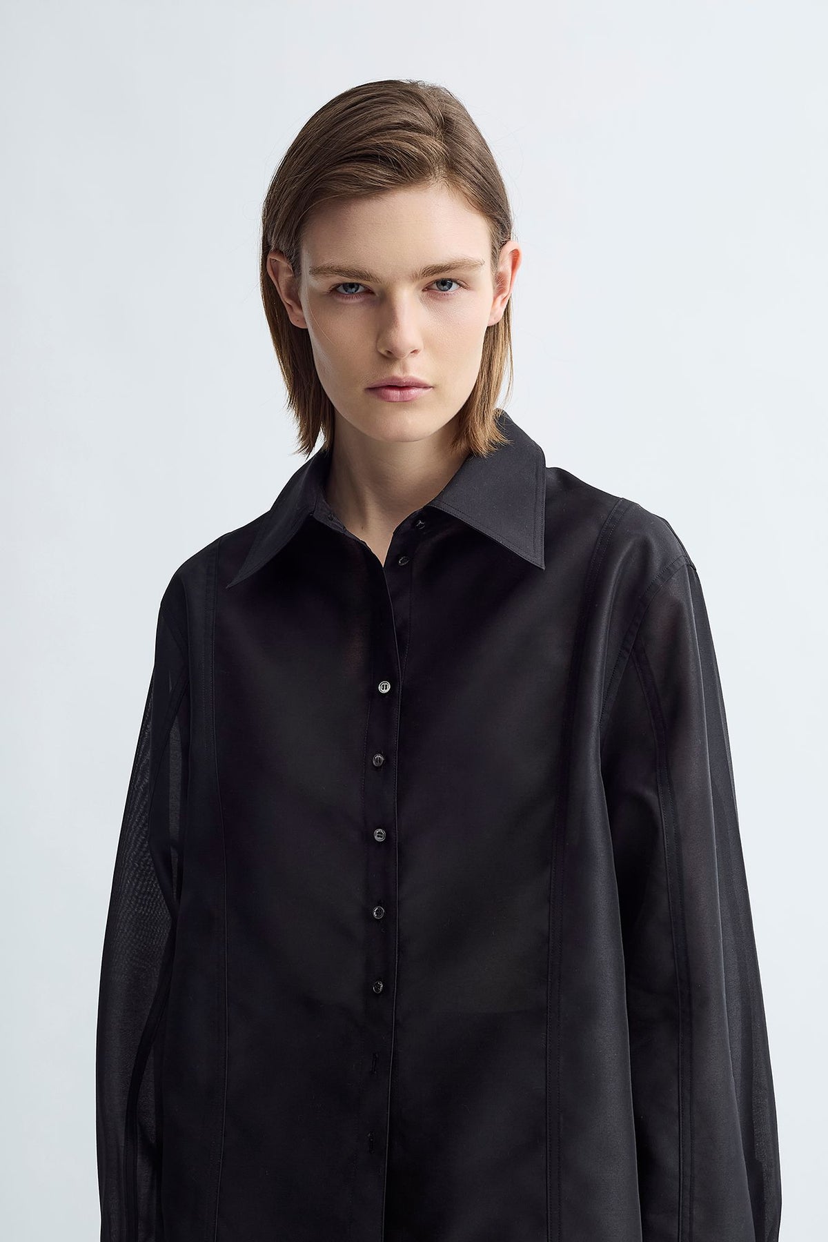 SOONJI POINT COLLAR SHIRT