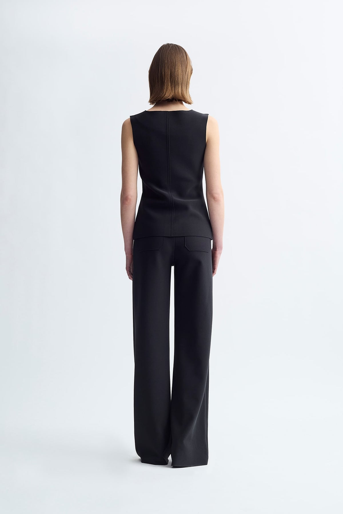LAY3 FITTED VEST