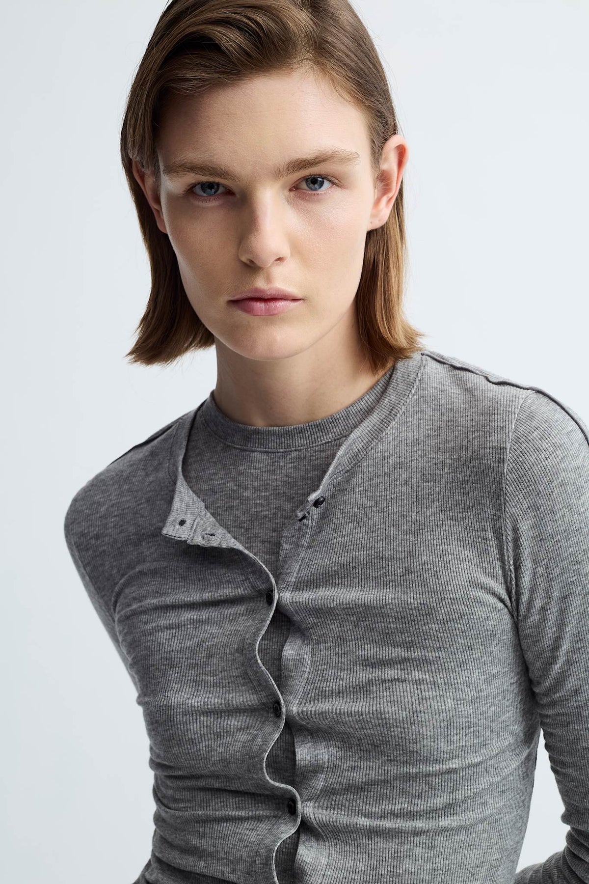 LINE CARDIGAN