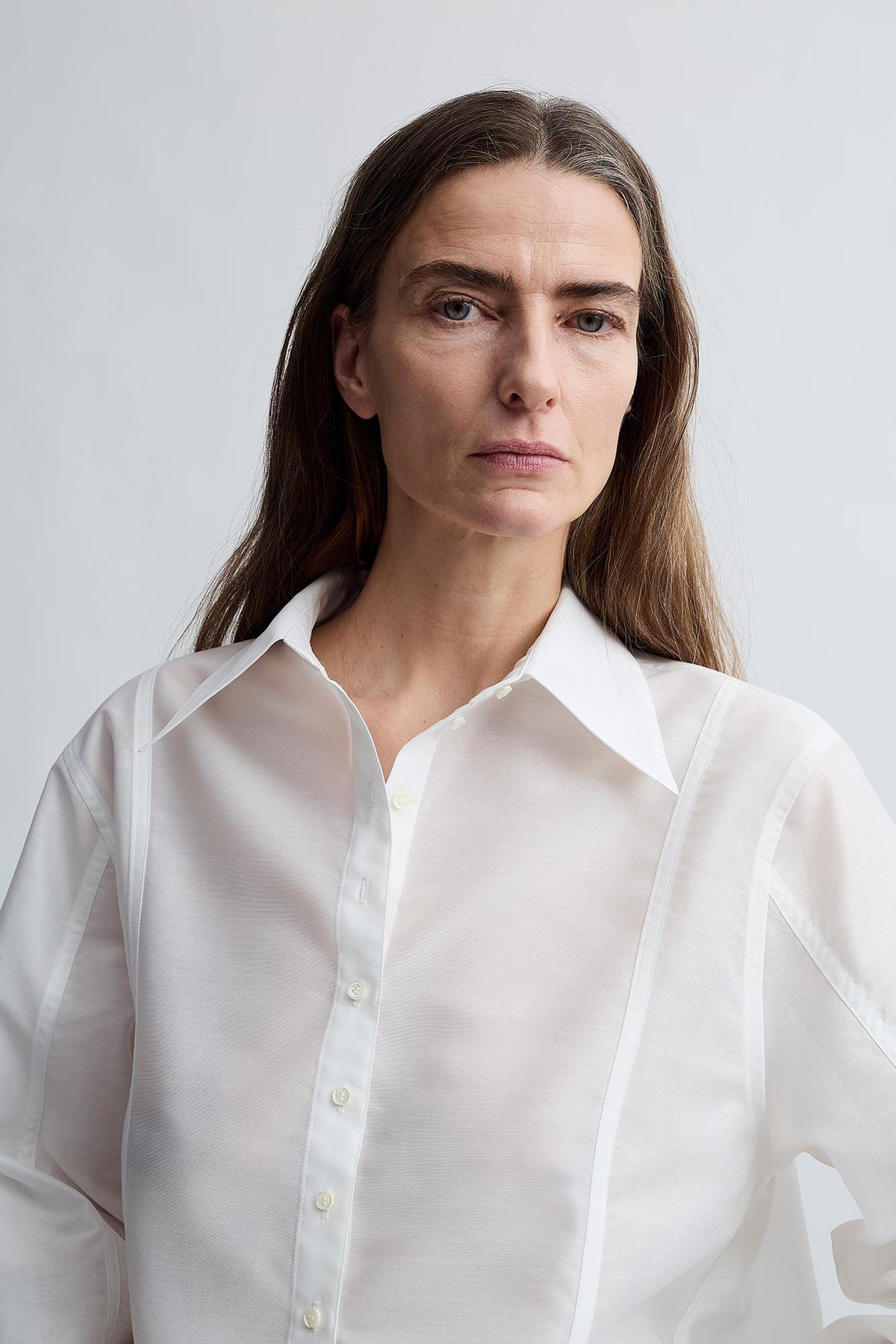 SOONJI POINT COLLAR SHIRT