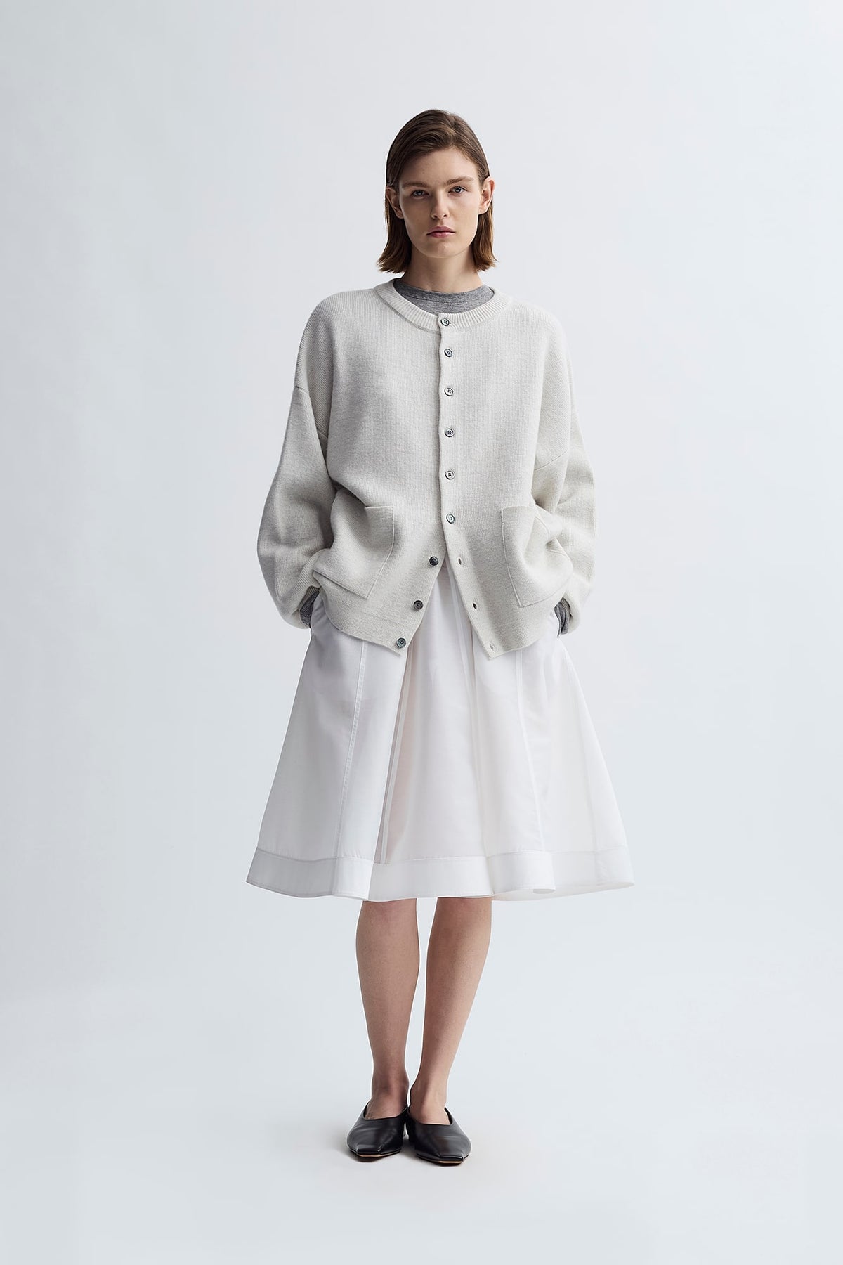 MERINO ROUND CARDIGAN