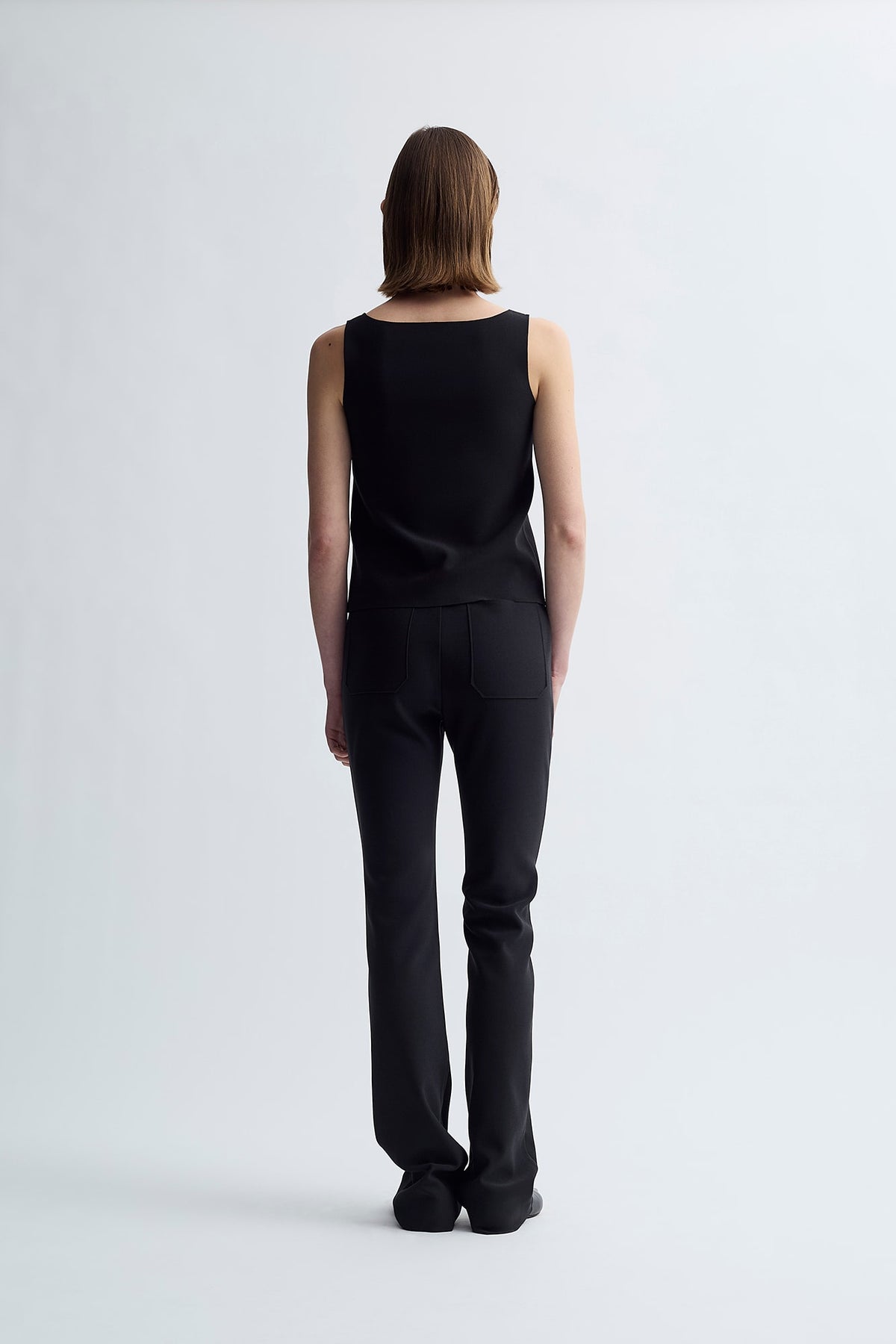 LAY2 SLEEVELESS TOP