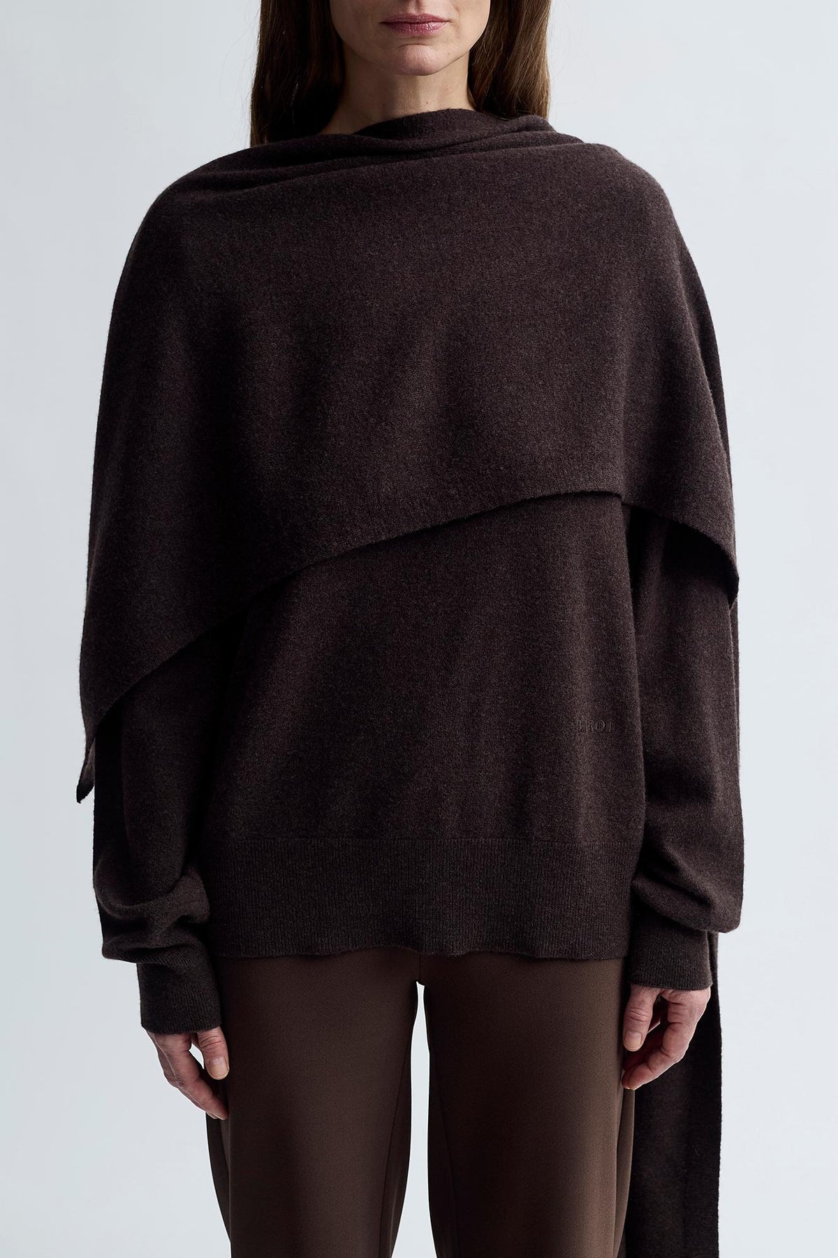 MERINO SCARF JUMPER