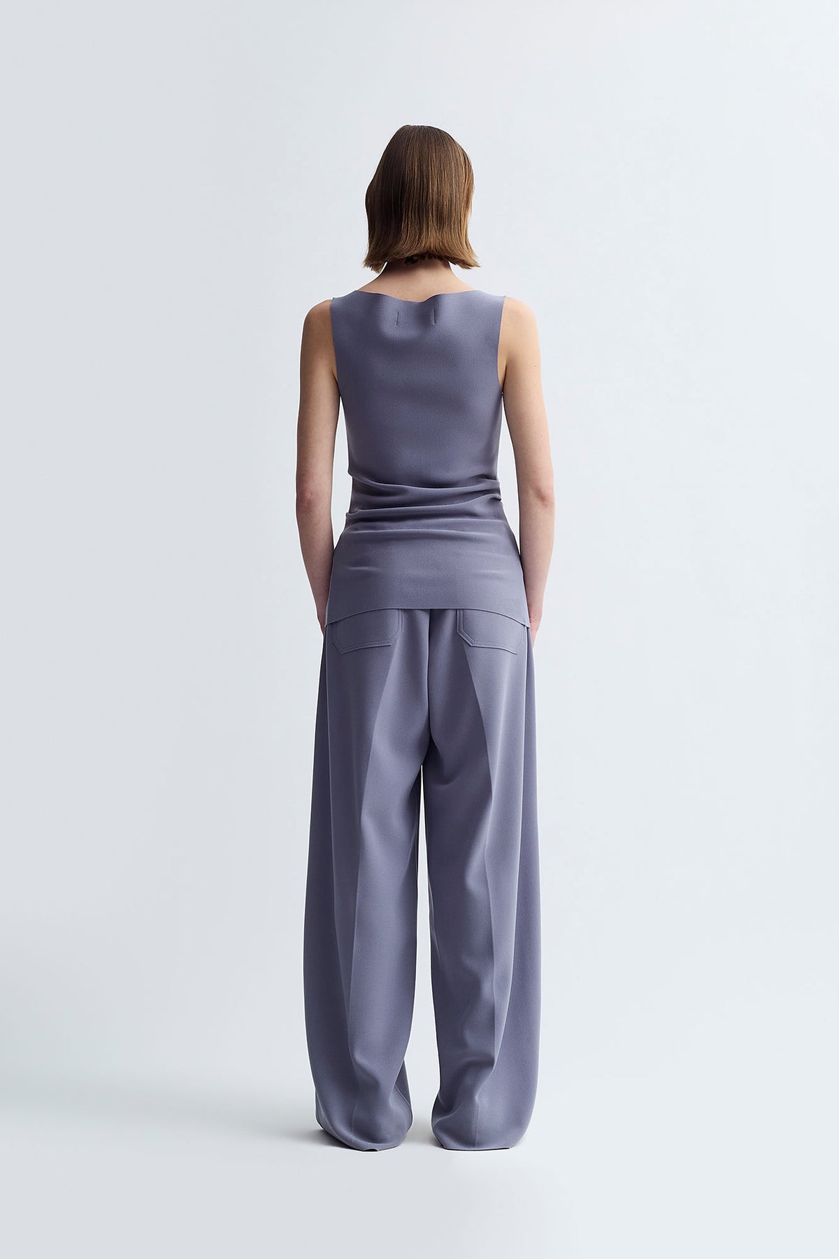 LAY2 DRAPE TOP