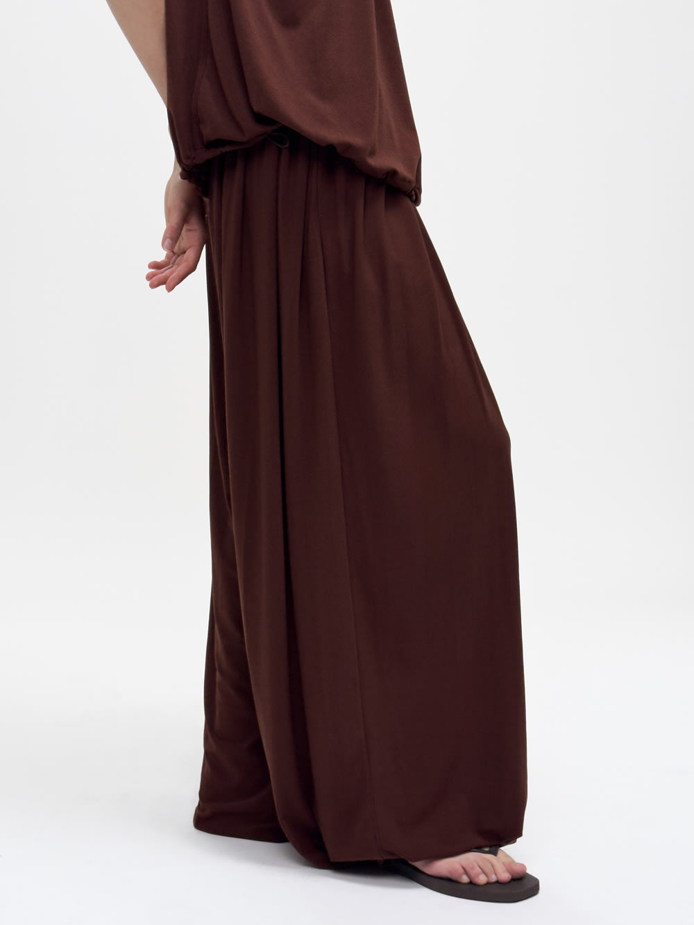 LAY1 GATHERED LONG TROUSER