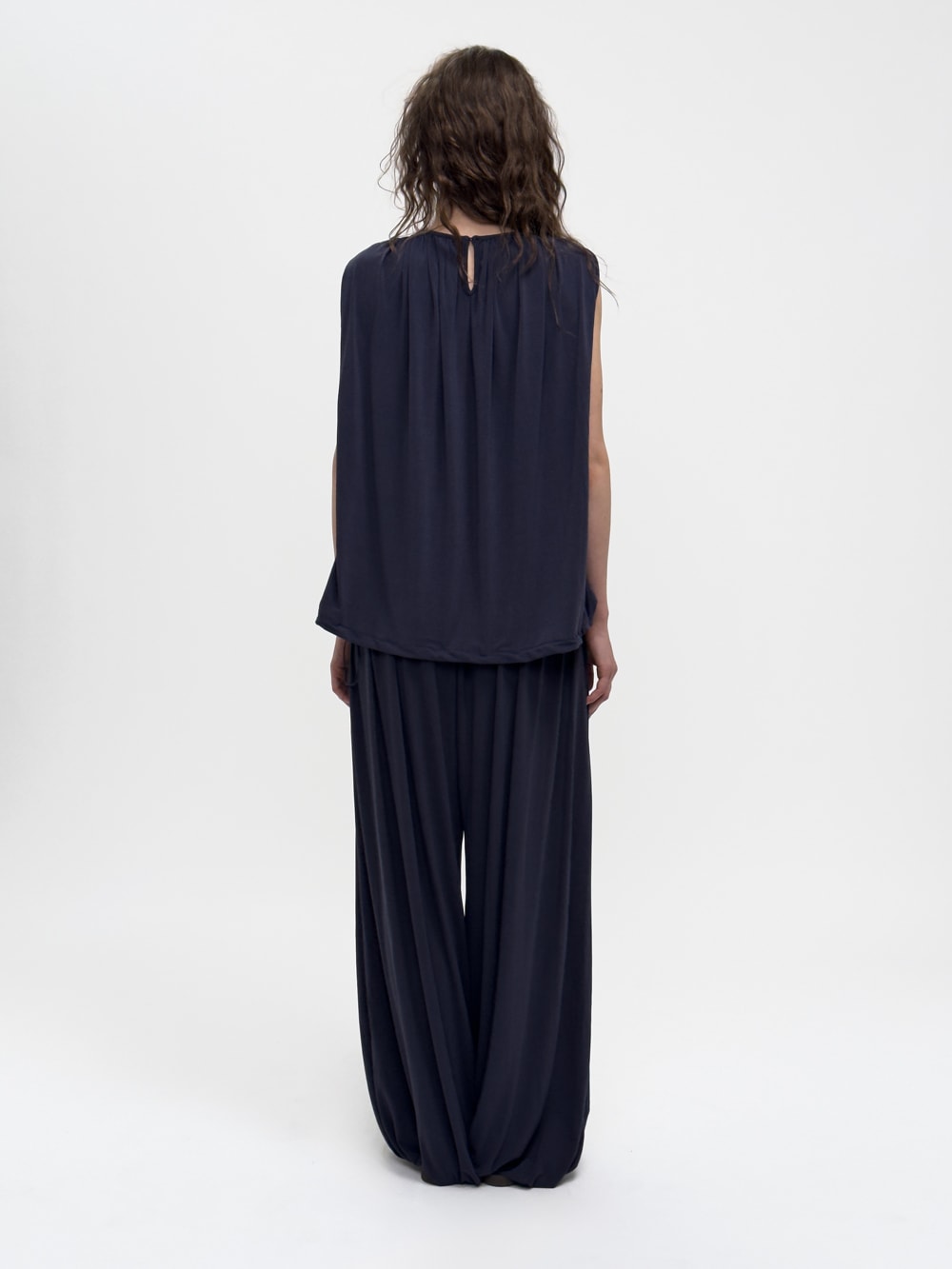 LAY1 GATHERED LONG TROUSER