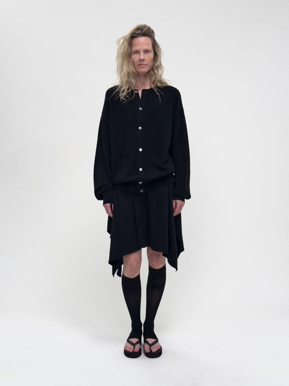 RELAXED CASHMERE CARDIGAN