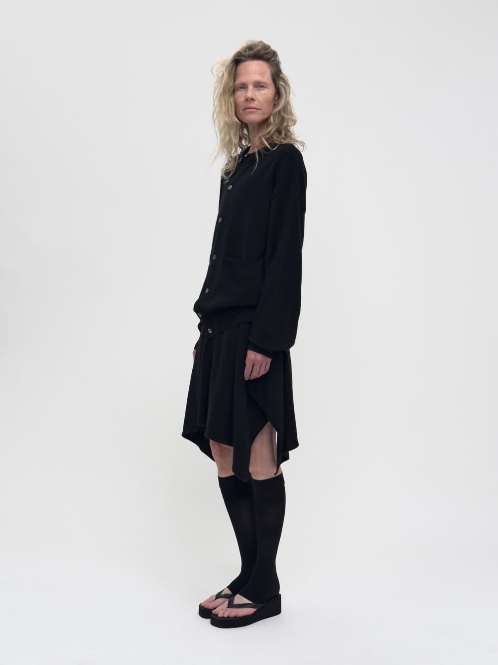 RELAXED CASHMERE CARDIGAN