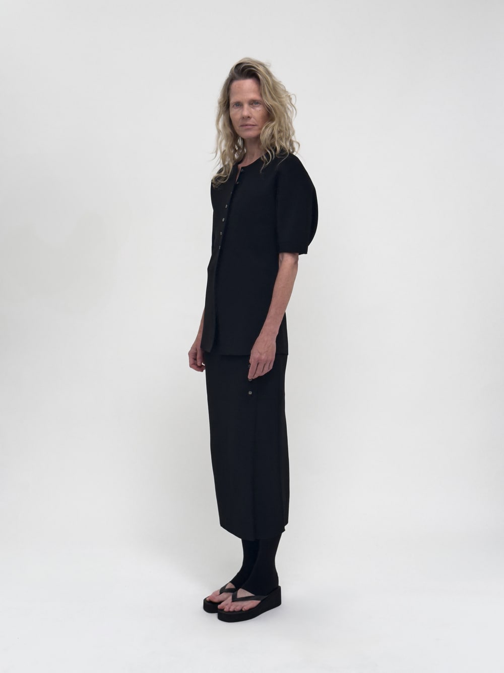LAY2 BUTTONED WRAP SKIRT