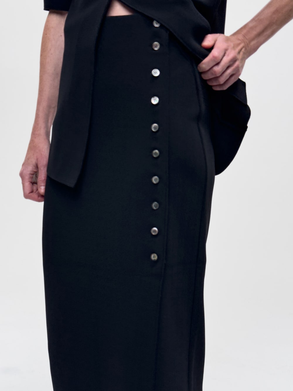 LAY2 BUTTONED WRAP SKIRT