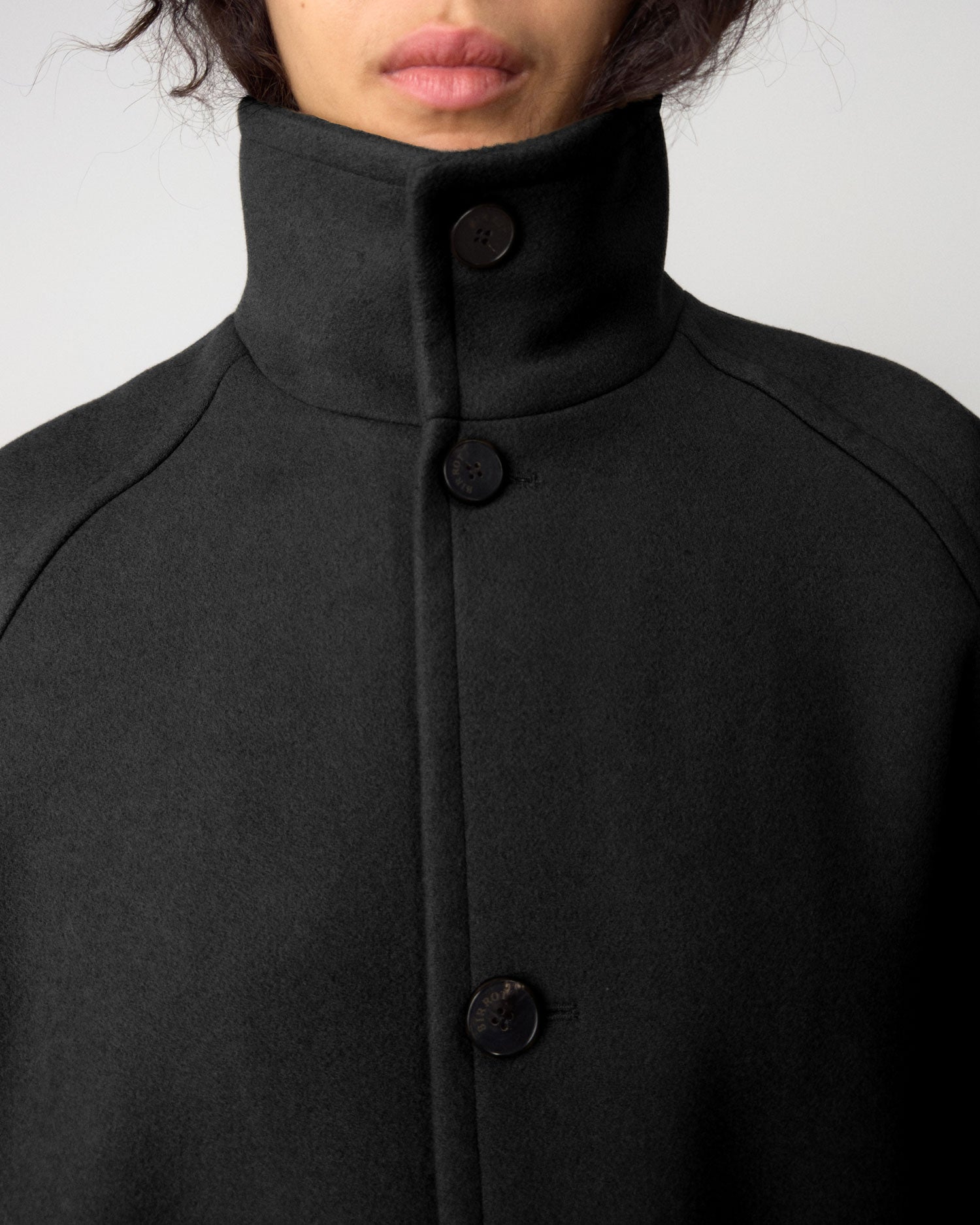 HIGHNECK WOOL COAT – BIRROT