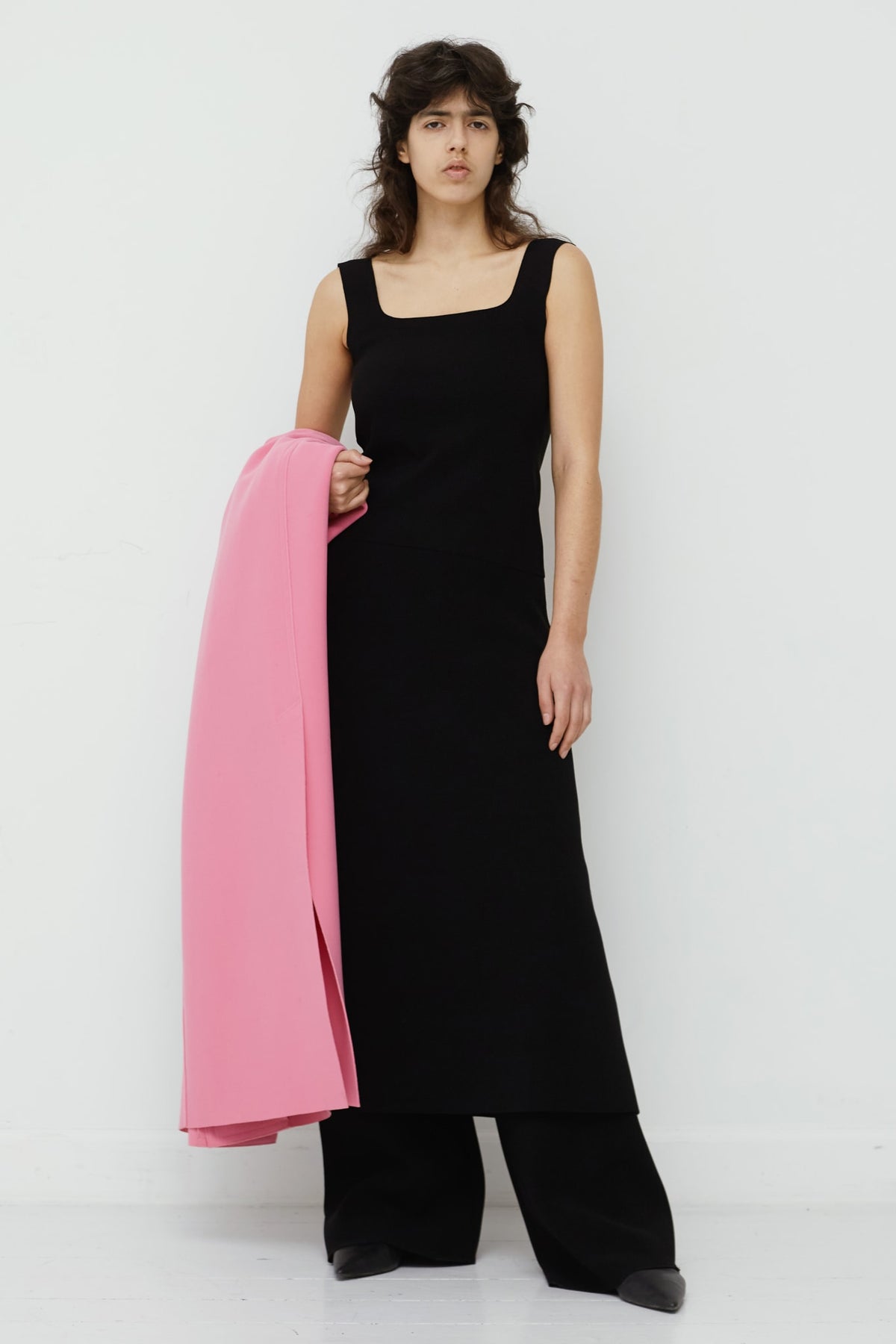 LAY4 A SKIRT