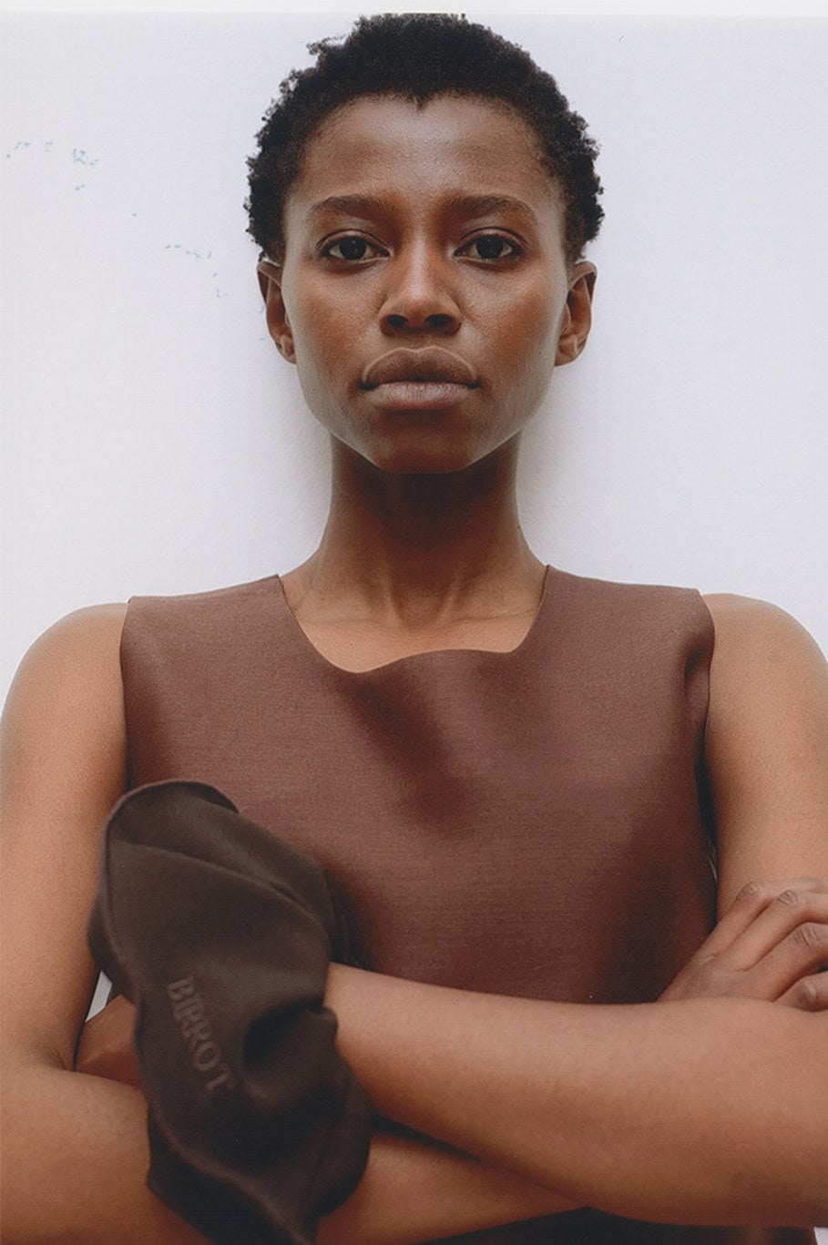 BACK OPEN SILK TOP